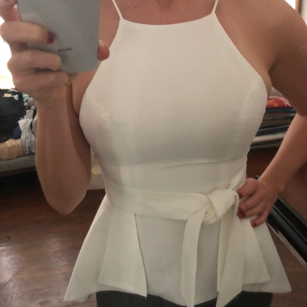 White top - Picture 6 of 6